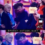[찬열] 가요대축제에서 <b>샤이니</b> 민호선배님이랑 포옹