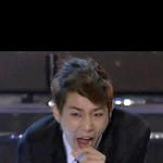 [인피니트] 내가 성규 팬아트를 그리려고 사진을 고르고 있었는데