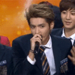 [<b>xoxo</b>] 늦게와서 미안허긔 나왔댜!희수형와땨