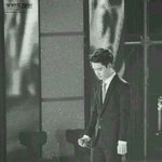 [도경수] 요즘어깨넓어<b>지고</b>잇지안나