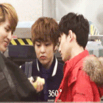 [시우민] 이 움짤 보면 내맘도 스르르