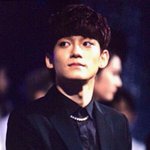 [CHEN] <b>저</b> <b>잠시</b>만요.