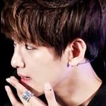 [백현] 아 뭔데 저 <b>머리띠</b>