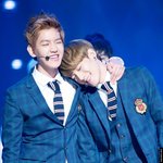 [CHEN] <b>사실</b>이야?
