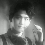 [백현] 지금..<b>아이</b><b>컨</b>택...털썩