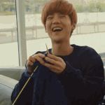 [루한] 목도리 직접 만들어주는 <b>남자친구</b>