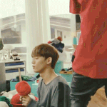 [CHEN] 종대  눝 영상에서 입은 옷ㅋㅋㅋㄱ