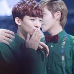 [CHEN] 종대얼굴이작은겨장신라인들손이큰겨