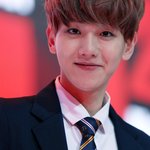 [백현] 백현이랑 <b>아이</b><b>컨</b>택