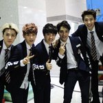 [카이] 심타사진 떳는데 종인이 <b>비율</b> ㄷㄷ
