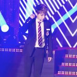 [시우민] 나 사진보다가 와...<b>한적</b>