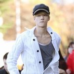 [비상대피소] 누구어깨가 더취향이야?