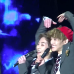 [시우민] <b>미니</b> 손 왜이래요?