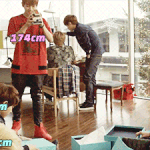 [비상대피소] 키작은애들 사진한번찍자.<b>gif</b>