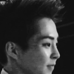 [시우민] <b>눈물</b>이 없는 게 아니라 꾹 참는 것뿐