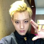 [<b>xoxo</b>] 타오 오늘자 웨이보셀카