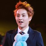 [시우민] <b>제</b> 판 사랑해주신 기념 슈밍셀카+슈밍독짤