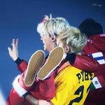 [비상대피소] 세훈이 발사이즈 몇<b>일거</b>가타?