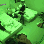 [시우민] 밈석이 쇼타임에서 입었던 <b>잠옷</b>