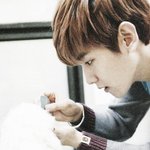 [백현] 백현아 넌 얼마나 <b>피곤</b>할까