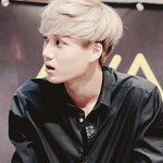 [<b>xoxo</b>] 진짜 종인이 사복입은 사진 보면