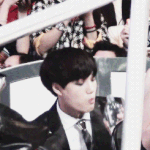 [카이] 이럴땐 한대 때리고싶은데;;