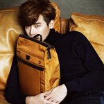 섹시눈빛 이종석 화보, 누나들 마음 녹는다!!