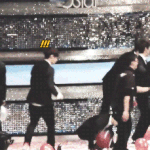 [도경수] 경수머리 톡 치고가는 레이:)