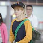 [시우민] 진짜 애기같았던 <b>공항</b>민쏙