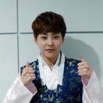 [시우민] <b>프롬</b> 시우민 사진 발린다 ㅠ ㅠ
