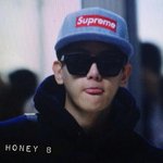 [백현] <b>스냅</b>백 쓴 백현이 플뷰