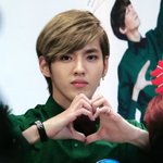 [크리스] 캬....우리 <b>본부</b>장님은 진짜