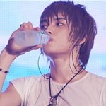 <b>생수</b>화보 돋는 男아이돌 모음