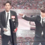 [도경수] <b>리더</b>형아 때렼ㅋㅋ