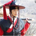 ‘시크꽃미남’송재림  ‘완벽 몸매’ 구은애 커플 마스크???