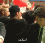 [세훈] 풍선 가지고 노는 <b>찬열</b>이랑 세훈이