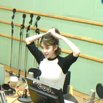 [비상대피소] 아이유 <b>앞머리</b> 잘랏네ㅋㅋㅋ