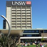 [HOT]호주- 전 세계 250개 대학교와 파트너쉽을 맺고 있는...