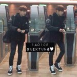 [시우민] 너자꾸 옷 훈<b>대딩</b>처럼 입을래?