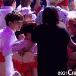 [<b>비상</b>대피소] 첸 여친