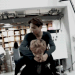 [카이] 이분몸 왜이러는지<b>설명</b>좀...