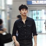 [김수현] 블랙 빨 좀 받는 김수현과 이준! 멋짐주의보 !