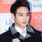 이마 넓은 <b>미남</b>형 남자 아이돌