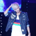 [틴탑] 심지어 <b>찬희</b>는 웃을때도 안깬다;;