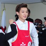 [exo] <b>찬열</b> 이거 진짜이상함?내눈삔거임?