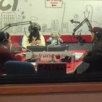 길구봉구의 길구, <b>b1a4</b>의 보컬선생님?