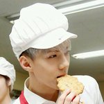 [세훈] 무슨 과자를