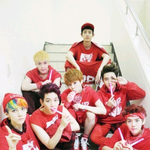 [백현] 엑소 이날.사진잇는꽃님이들?