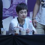 [시우민] 물은 먹고싶은데 커피도 땡기는 너
