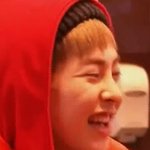 [시우민] 웅녀들..어떡해..미간<b>붕괴</b> 웃음에 깔려버렸어